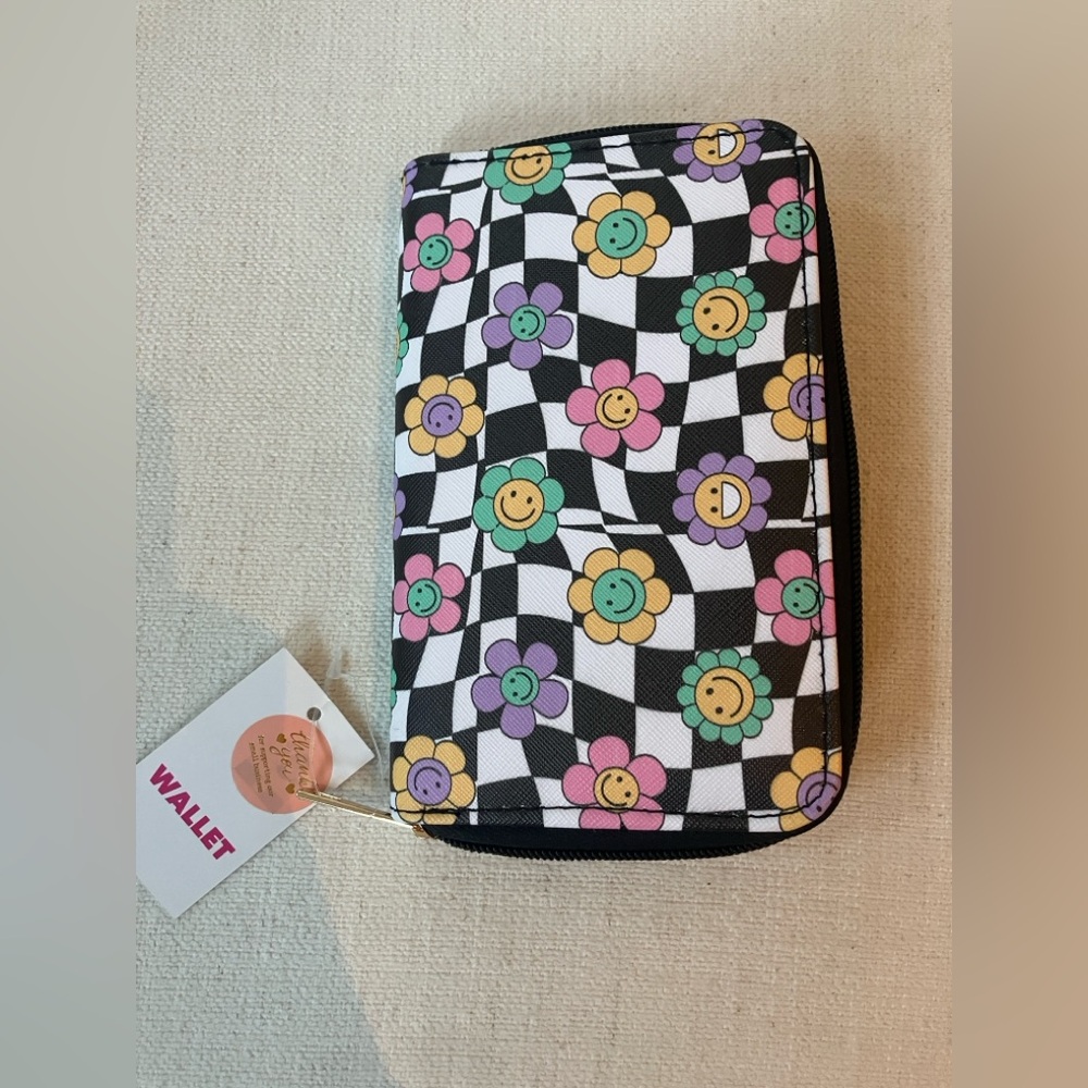 Fun Daisy Retro Style Wallet